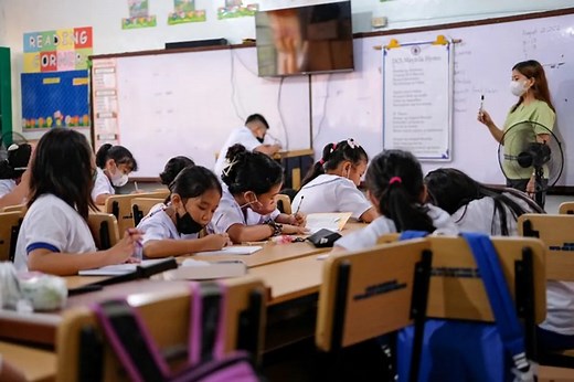 DepEd’s ‘three-term school year’ proposal draws scrutiny, pushback at House hearing | ABS-CBN News