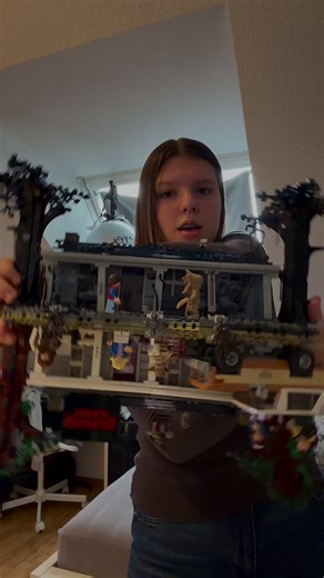 Exploring the Upside Down in LEGO: A Stranger Things Adventure