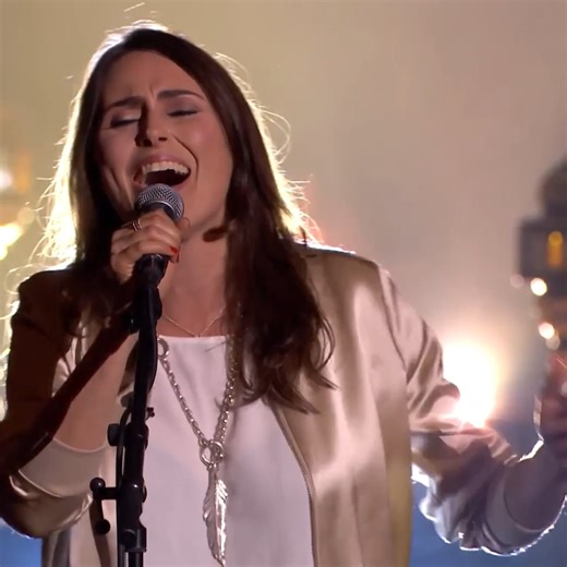 Sharon den Adel (Within Temptation) – Just What I Need Tonight (The Dinky Toys cover) Liefde voor Muziek 2018 #withintemptation #SharonDenAdel #metal #rock | Sharon den Adel Brasil