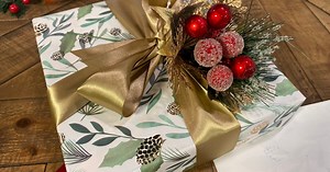 Ready for the holidays? Here are some gift wrapping tips