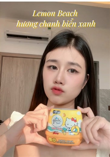 Nguyện gì không nguyện, lại đi nghiện mùi sáp thơm Glade này. Vừa thơm, vừa sang, vừa làm vật trang trí cực xịn luôn! Bài đăng được tài trợ bởi S.C. Johnson & Son #Glade #SapThomGlade #KhamPhaDieuKyDieu #HelloKitty #taitro