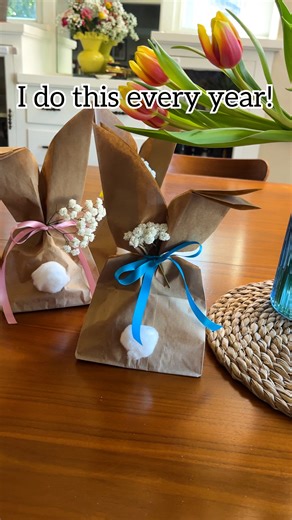 How to make Easter Bunny Bags! 🐰 Celebrate spring with these cute paper bunny bags! #craft #easterbunny #candy #mom #spring | Jeff & Lauren