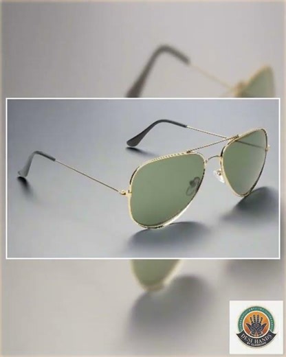 ClassiCove™ Polarised Aviator Sunglasses Green with Golden Frame