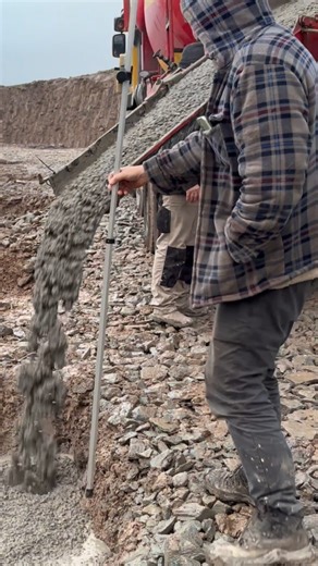 New shed going up. Full video on my YouTube. Sheep shepherd #tepari #farm #farming #ireland #irish | sheep_shepherd__