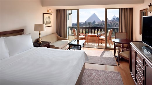 There's a 5-star hotel right next to the Great Pyramids of Giza
