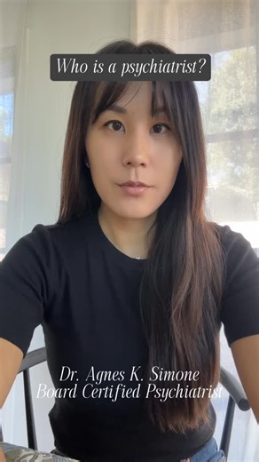 🧠 Psychiatrists are medical doctors who specialize in mental health. We complete four years of medical school and four years of psychiatry residency—learning everything from therapy to pharmacology, prescribing, evaluations & diagnosing and how medications interact with each other and the body. We also learn to recognize medical conditions that can look like or contribute to mental health symptoms. 🧠💊 Psychiatrists bridge the gap between medicine and mental health. 👩🏻‍⚕️ I’m a board-certifi