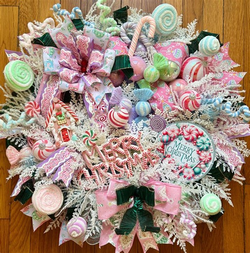 Candy-themed Christmas Wreath, Handmade Candy Wreath for Front Door, Colorful Festive Decor, Sweet Holiday Decoration - Etsy