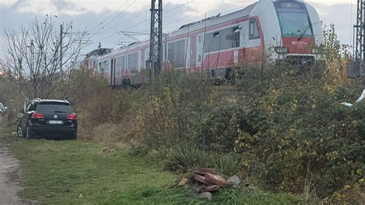 Po nehode pri Pezinku za takmer milión eur obnovili trať. Vymenili stovky podvalov, koľaje aj výhybky | ta3