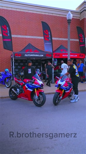 Honda CBR1000RR-R FIREBLADE FULL REV 😱🔥 Insane Superbikes Sound Test! 💨#shorts #honda #cbr #trending