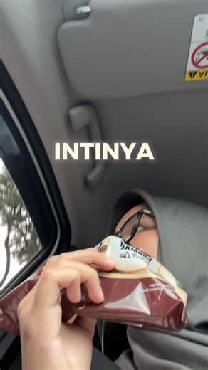 oryza on Instagram: "intinya kacamat— INTINYA kalau kamu mau kuliah tapi minim info atau udah kuliah tapi pengen ga bebanin orang tua.. ini video yang tepat! gas kepoin dan daftar @missioncollege.tk untuk dapetin itu semua 😬🫷🏻 __________ #temankita #missioncollege #beasiswa #kuliah"