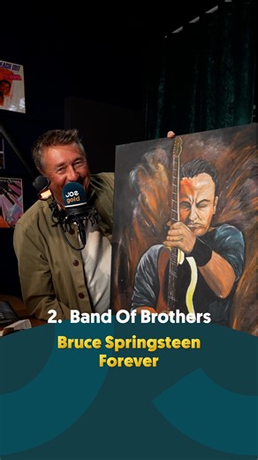 Deze zaterdag neemt Rudi Vranckx je mee in de tweede aflevering van ‘Bruce Springsteen’! Luister zaterdag om 12u naar JOE Gold. 💛 | JOE Gold België