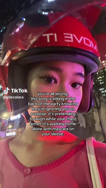 Party 4 U: Arti dan Makna di Balik Lagu Charli XCX