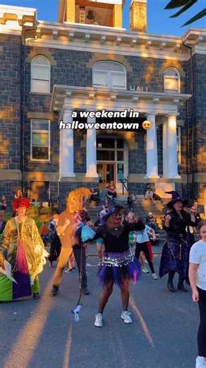 🎃✨ POV: You just spent a weekend in the real-life Halloweentown. 👻🍂 The pumpkin glows, the music plays, and magic fills every corner of St. Helens. 🌙🕸️ There are only a few weekends left to experience it for yourself — 📅 October 18/19th, 25/26th, and Halloween Day (Oct 31) are your final chances to join the fun! Don’t miss your chance to walk through the magic before it fades for the year. 💜🎃 #SpiritOfHalloweentown #StHelensOregon #Halloweentown #RealLifeHalloweentown #PNWEvents #OregonE