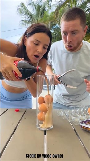 THEY🥚 PUT AN EGG IN A COCO COLA 😰#shorts #youtubeshorts #viral #trending #explore #explorepage
