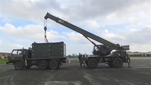 17K views · 344 reactions | IndianArmy inducts 40 Heavy Duty Hydraulic Mobile Cranes from M/s Tractor India Limited. These versatile, new age and high-tech Cranes will enhance the operational preparedness of Combat Engineers and also enable them to undertake arduous tasks during disaster management. #idnnow | Indian Defence Now | Facebook