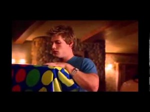 weeds slias and nacey scene