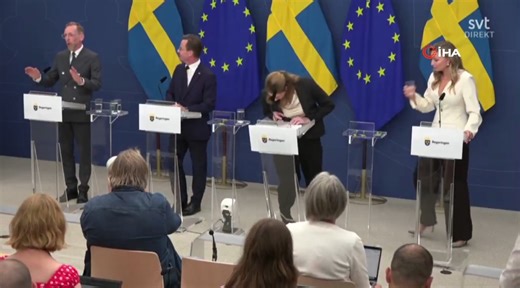 Sweden's New Health Minister Collapses During Press Conference: An Unexpected Turn of Events – Archyde