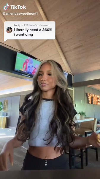 Reply to @222.leena blonde is in the front and the bottom of my hair :)