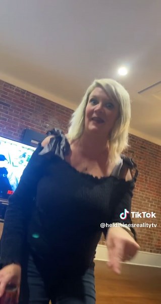 Heidi w the dance moves #momsoftiktok #feeling #myself #viral #foryou #comedy