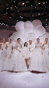 34K views · 123 reactions | OMNI BRIDAL FW25 FASHION SHOW - AMOUR SANS FIN. Một đêm thăng hoa đầy cảm xúc tại Omni Bridal Show đã chính thức khép lại, đánh dấu bước trình làng ấn tượng của BST “Amour Sans Fin” nhân dịp kỷ niệm 18 năm thành lập. #OmniBridal #AmourSansFin #VietnamWeddingFest #FromYesToForever #LeHoiCuoiVietnam #VNWeddingFest #SayYesToTheFest #VietnamCoutureFashionWeek #VCFW | Omni Bridal | Facebook