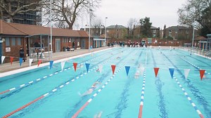 It's time to check out more swimming from Swimathon 2019! This time we are at London Fields Lido🏊‍♂️ With 600 pools across the UK, where will you be swimming come 2020? 🥳 Register your interest for next year now - https://swimathon.org/register-your-interest … #Swimathon #Swimathon2020 | Swimathon