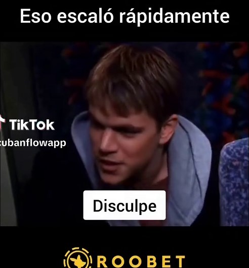 Dogma es una comedia fantástica de 1999 escrita y dirigida por Kevin Smith, la cuarta película de su View Askewniverse. Sigue a los ángeles caídos Loki y Bartleby (Matt Damon y Ben Affleck), desterrados del Cielo, que descubren una laguna jurídica católica: una indulgencia plenaria de una iglesia de Nueva Jersey que los devolvería a la gracia. Debido a que la infalibilidad de Dios sustenta la existencia, su regreso desharía la creación. Metatrón (Alan Rickman) recluta a Bethany Sloane (Linda Fio