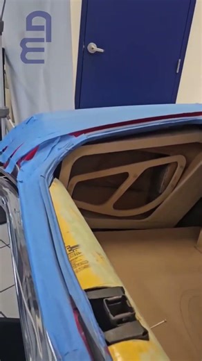 🔊Classic body with a custom trunk install in progress🔊
