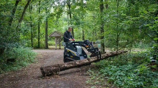 Sherpa Unveils Z40T & Z50T Stand-On Mini Track Loaders