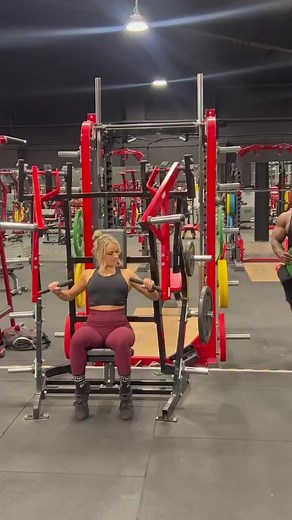 7.6K views · 119 reactions | When u try to prank ur gf but she’s TOO STRONG #PRANKFAIL #BACKFIRE #reels #fbreels #comedy #gymhumor #gymcomedy #boyfriend #laughs | Kayla Nellaa | Facebook