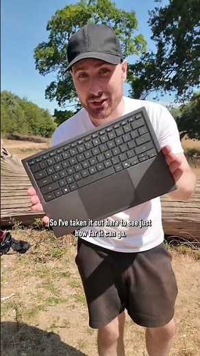 The ASUS Zenbook Duo's bluetooth keyboard is actually insane 📶🔭