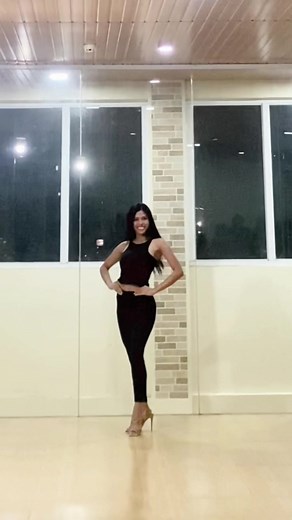 Experimenting with 4-Inch Heels on the Runway
