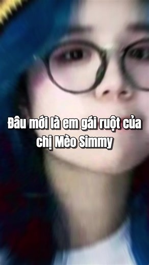 Khám Phá Em Gái Ruột Của Chị Mèo Simmy