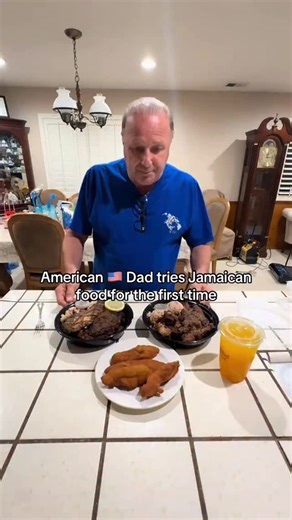 🇯🇲🥘 Jamaican food changed Dave’s life… forever. 😹 @davefoodeats 🥘🔥 #DaveEats #JamaicanFood #CaribbeanFlavors #FoodExperience #FoodLovers | Caribbean Food Network