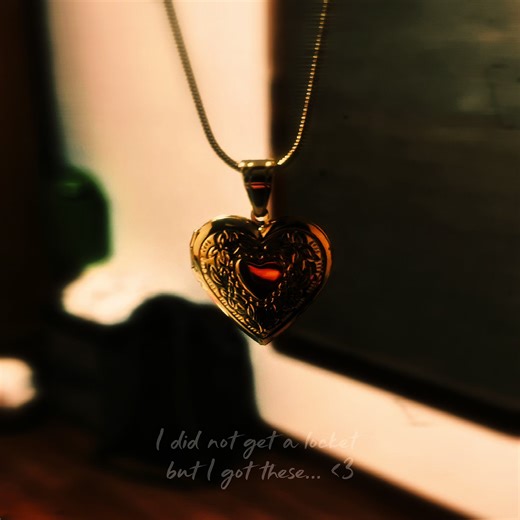 The real Locket was sold out to fast... 🪽| 🤍🔒 #madisonbeer #locket #customlocket #phonecase #🤍🔒