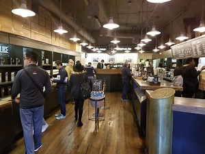 A look at 1912 Pike Place - The first Starbucks. - StarbucksMelody.com