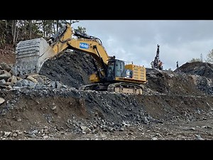 I’m back!🙋‍♂️😅 Cat390F In classical double benching!💪 Efficiency in progress!😍(Aussie style..🤭)