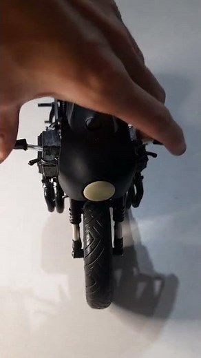 REVIEW: The Batman BatCycle - DC Multiverse McFarlane Toys