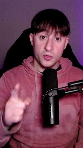 🧠 What Great Mods Do When Chat Explodes (And Yours Should Too)