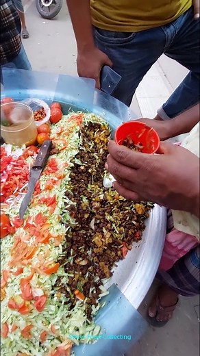 Yummy Chana Chaat Masala at Roadside #mouthwatering #yummy #streetfood #reels | Street Food Collecting
