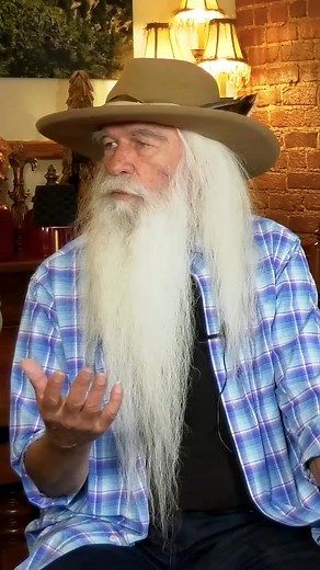 William Lee Golden on Loss, Healing, & Power of Music After a Painful Year for the Oak Ridge Boys | Old Country Music