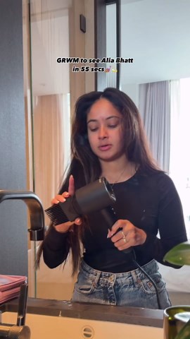 HAMSHA THAVASEELAN | Wait till the end to see her if you haven’t seen my story!! Still not over this!! I regret not saying hi but I was too starstruck to... | Instagram