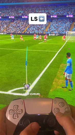 FC26 Tutorials | Bicycle Kick Cornet Tutorial ⬇️ This time we bring you the best tutorial on how to score the META Bicylcle Kick form a Corner on EA FC26!... | Instagram