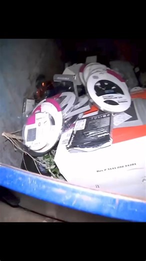 13K views · 178 reactions | Found A Bunch Of Cooler Master Computer Fans. STILL IN THE PACKAGE! #dumpsterdiving #dumpsterdivingfinds #urbantreasurehunting #fyp #electronics #conputer #trash #fan #computerfan #coolermaster The Scavenger | The scavenger | Facebook