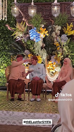 Siraman El Rumi: Tradisi Siraman Ahmad Dhani & Mulan Jameela