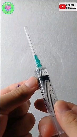 How to give an injection correctly?
