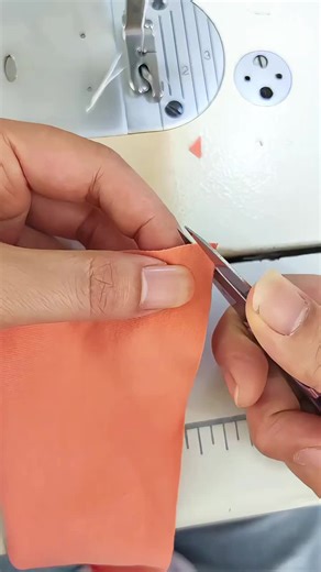 Fashion Icon | Sewing tips #rolledhem #sewingtutorial #diy | Instagram