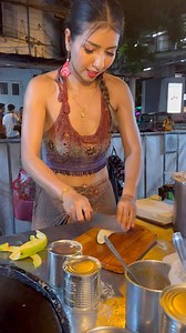 103K views · 1.3K reactions | Famous Bangkok roti lady โรตีเลดี้เจ้าดังในกรุงเทพ  | Bangkok Foodie | Facebook