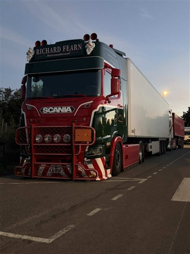 Richard Fearn Scania V8 Trucks England - Short Edit