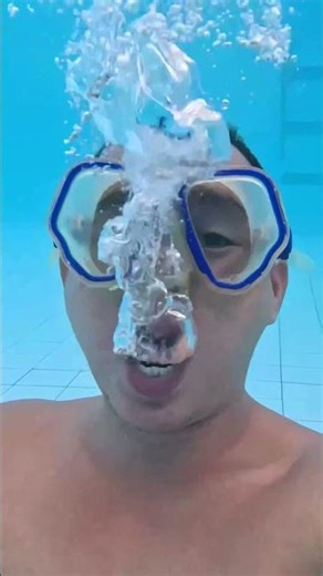 Gatorade Blue Bolt vs Root Beer Bottle Sound Underwater