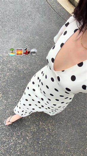 Let every step feel as beautiful as you are, the flowy dress that moves with you. 🤭 Looook how comfy our Ashley dress is 💃🏻 #basicfitsclothing